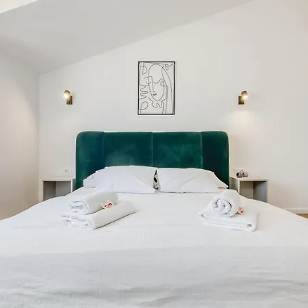 Light Loft * Kastela